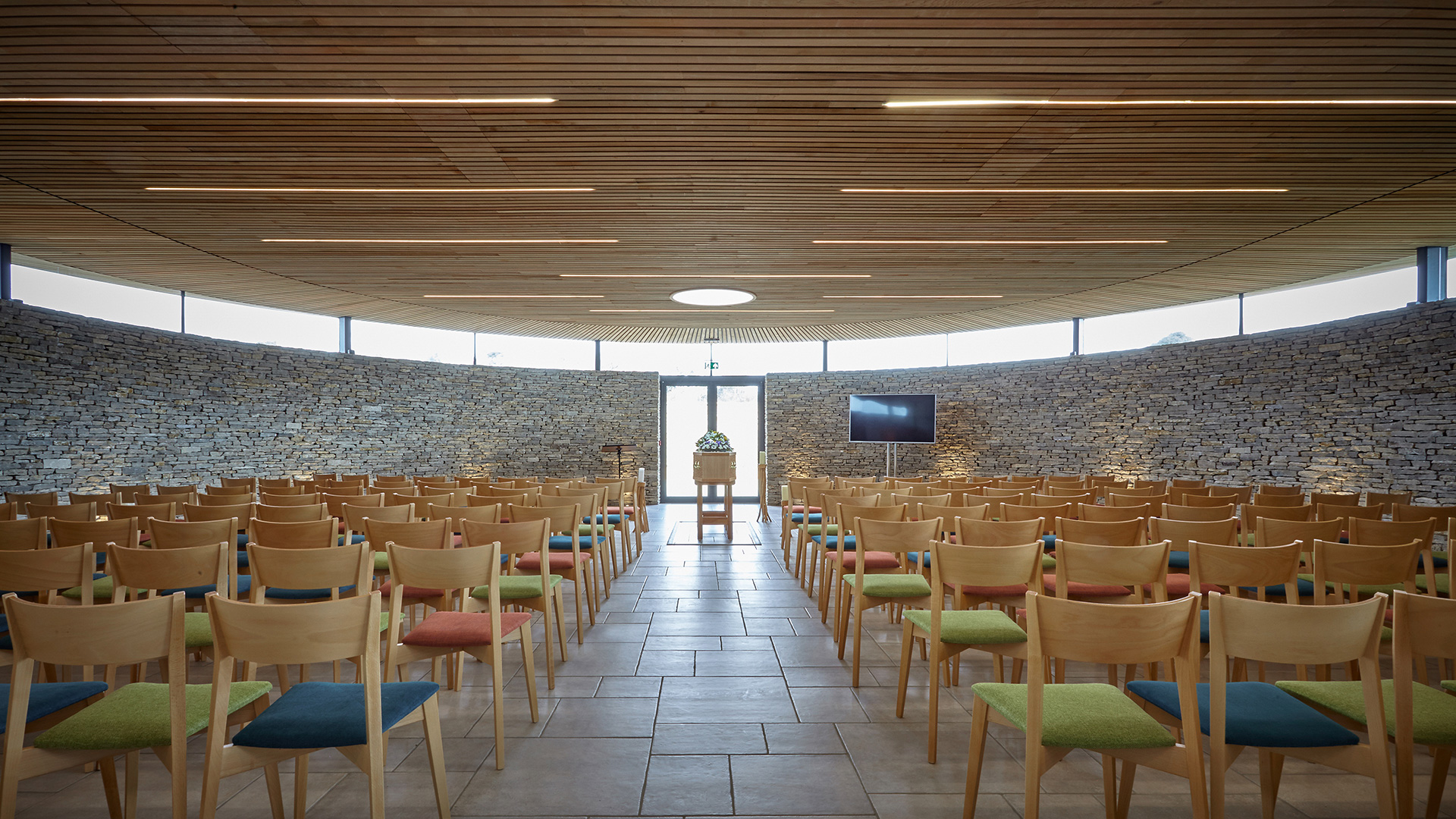 Crematorium space with natural materials