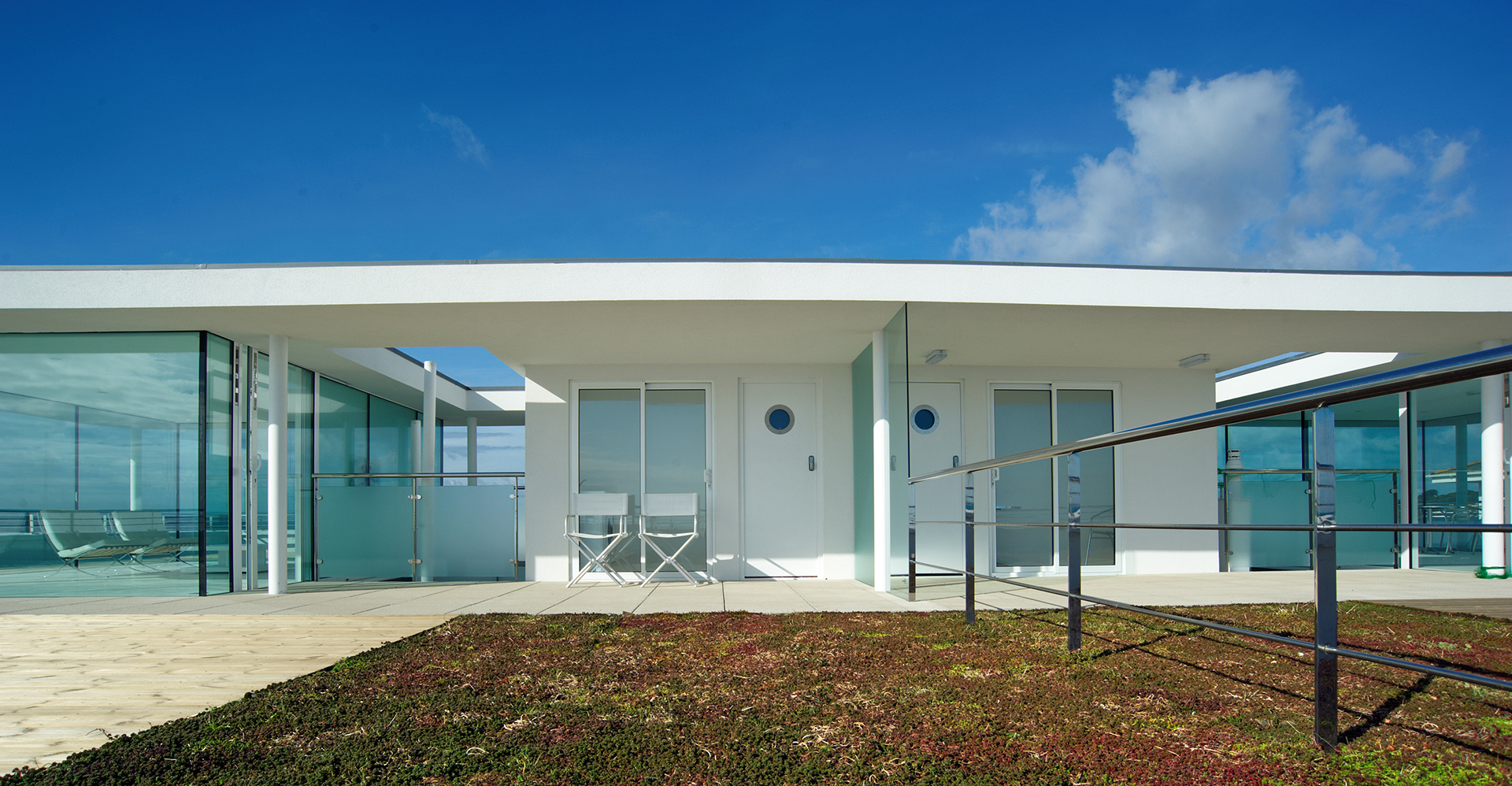 beach style art deco pavilion