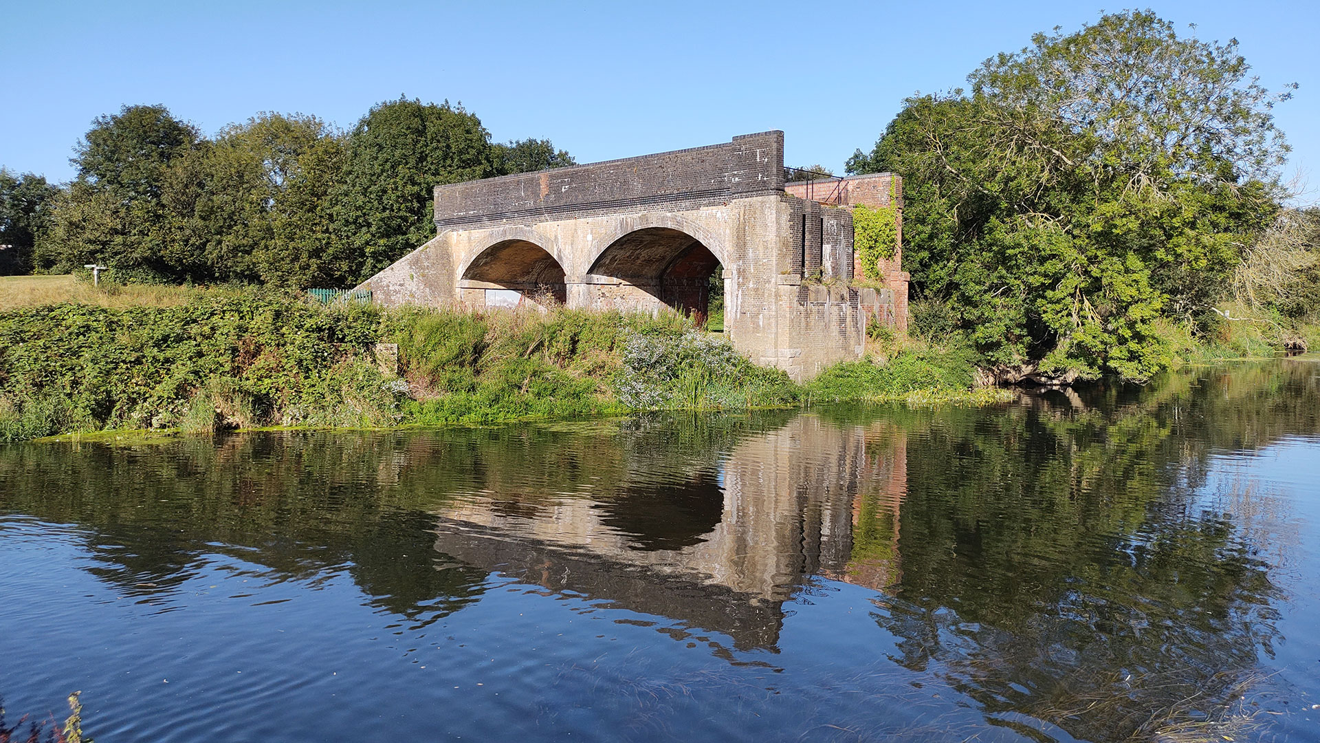 Blandford Arches with river in front