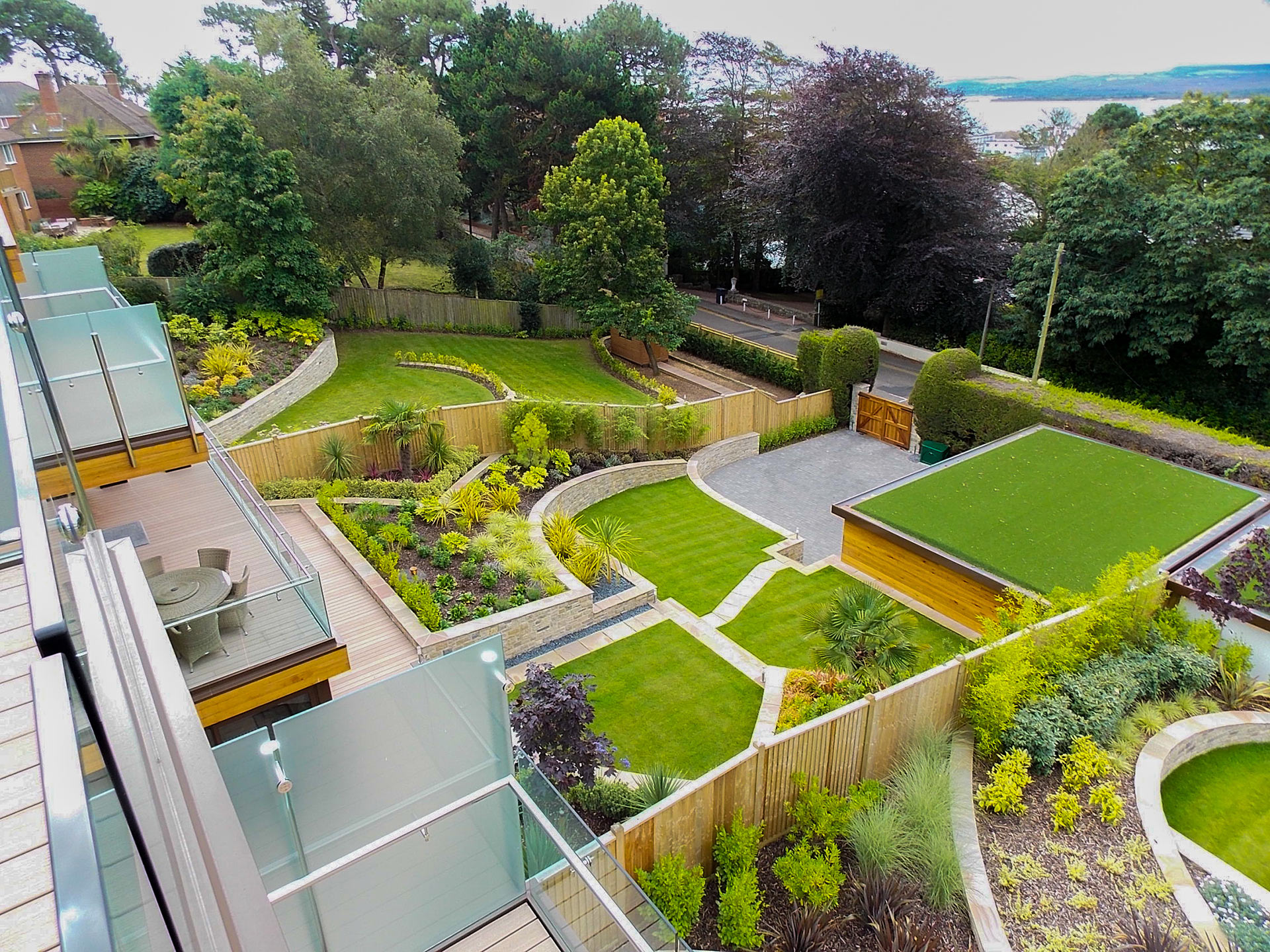 balcony view of gardens with sea view